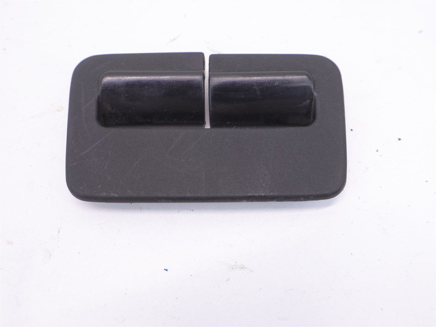 2005-2009 Subaru Legacy GT Sedan Rear Seat Belt Guide Trim Cover Black OEM