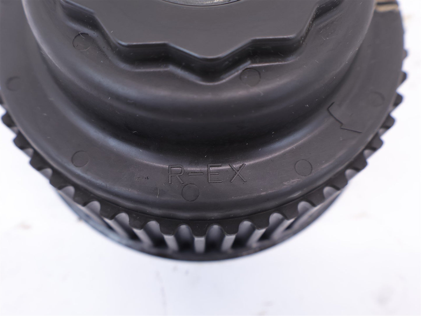 2005-2009 Subaru Legacy GT RH Exhaust Cam Gear Passenger EX Sprocket OEM