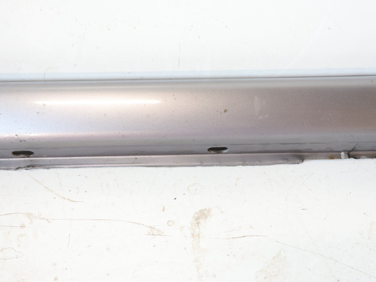 2005-2009 Subaru Legacy GT Passenger Side Skirt Bottom Rocker A7K RH SEDAN OEM