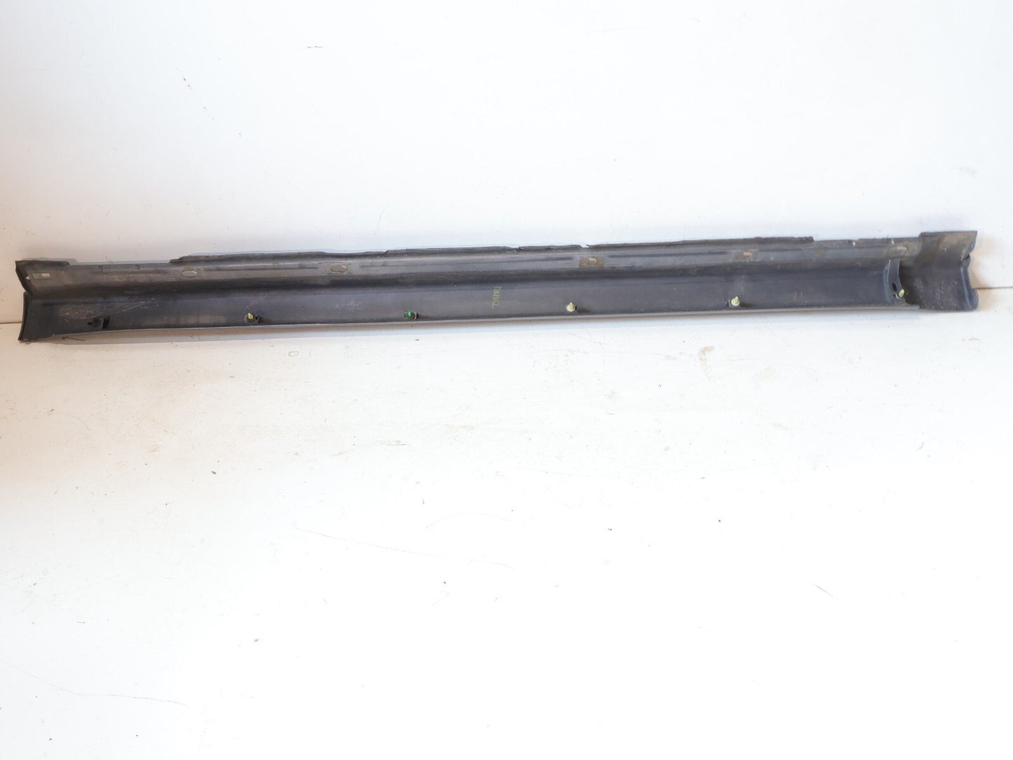 2005-2009 Subaru Legacy GT Passenger Side Skirt Bottom Rocker A7K RH SEDAN OEM
