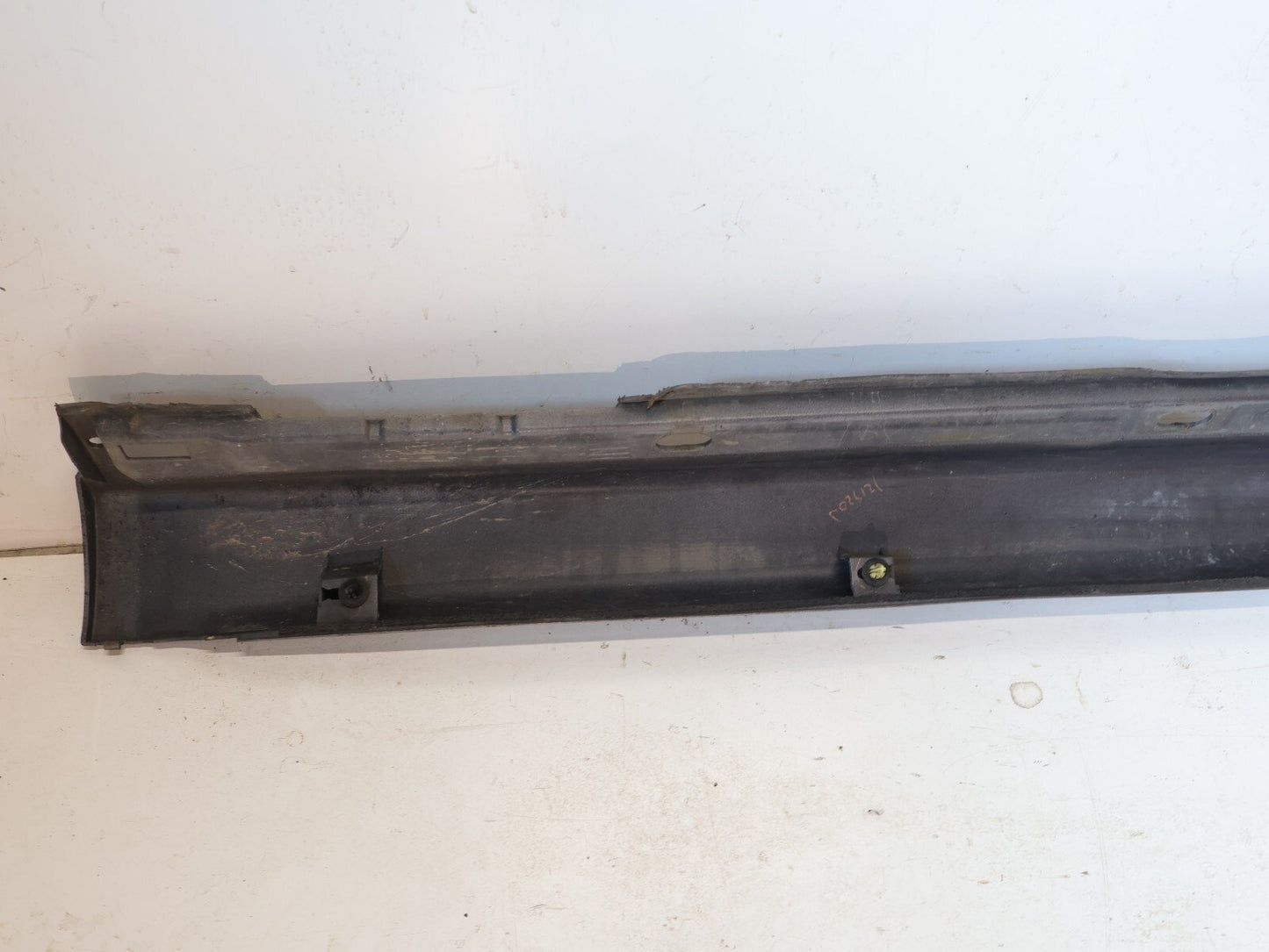 2005-2009 Subaru Legacy GT Passenger Side Skirt Bottom Rocker A7K RH SEDAN OEM