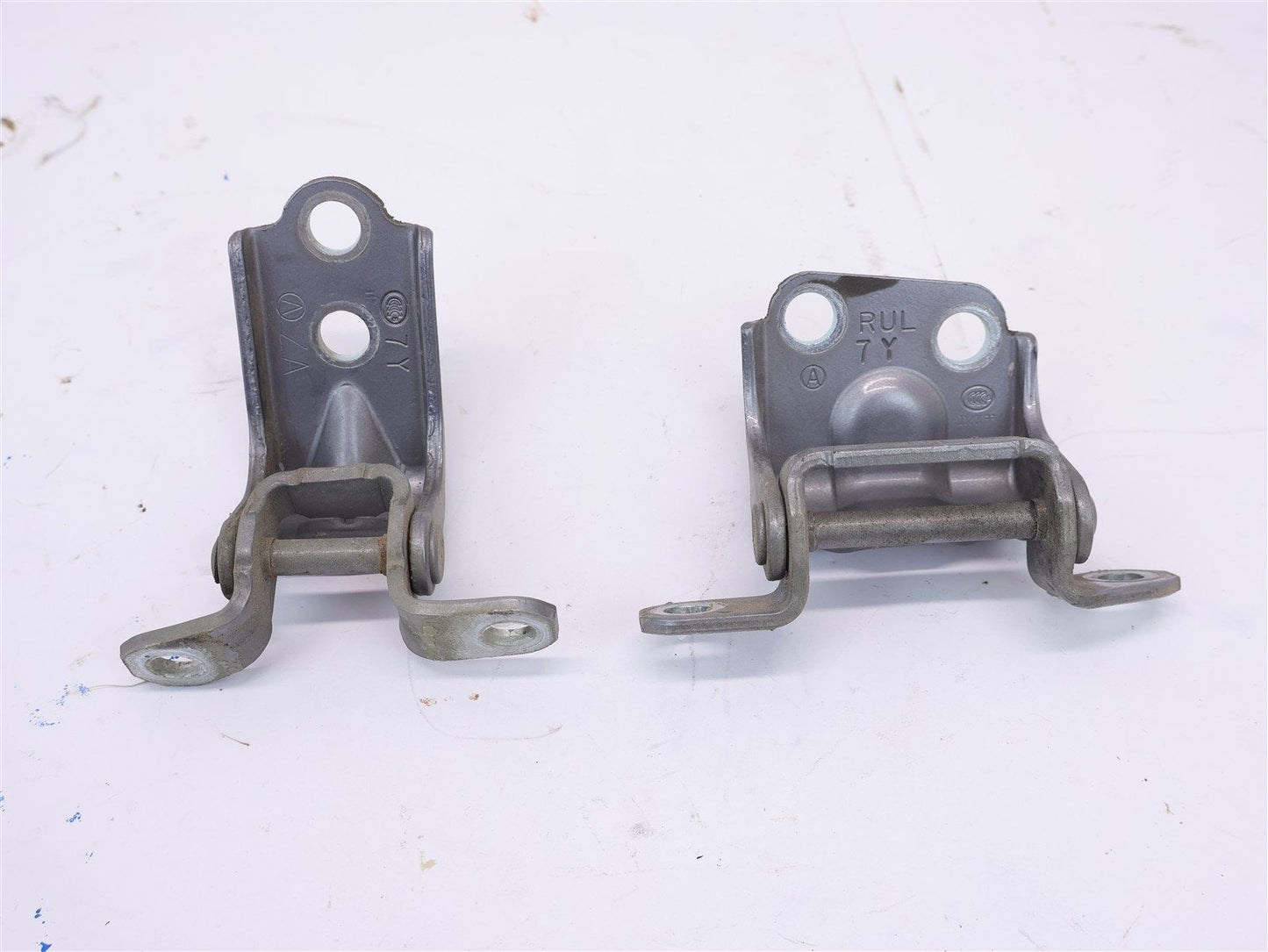 2005-2009 Subaru Legacy GT Driver Rear Door Upper Lower Hinge Hinges LH Left OEM