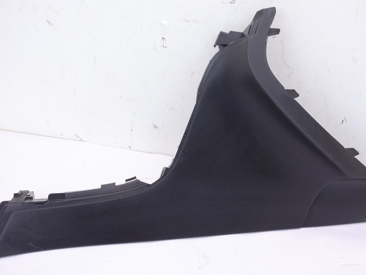 2008-2009 Subaru Legacy GT Passenger Side Center Console Trim RH 66073AG15A