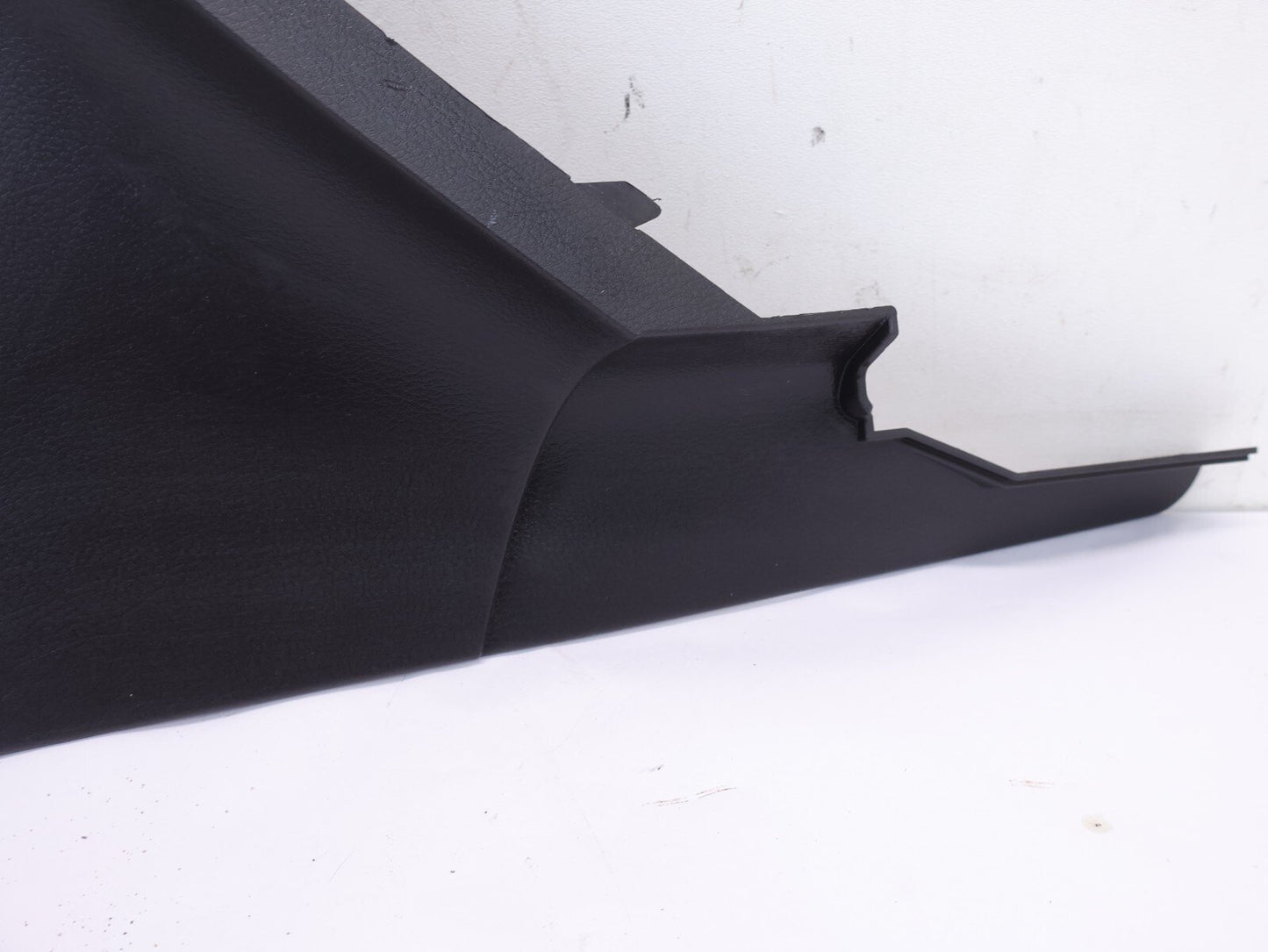 2008-2009 Subaru Legacy GT Passenger Side Center Console Trim RH 66073AG15A