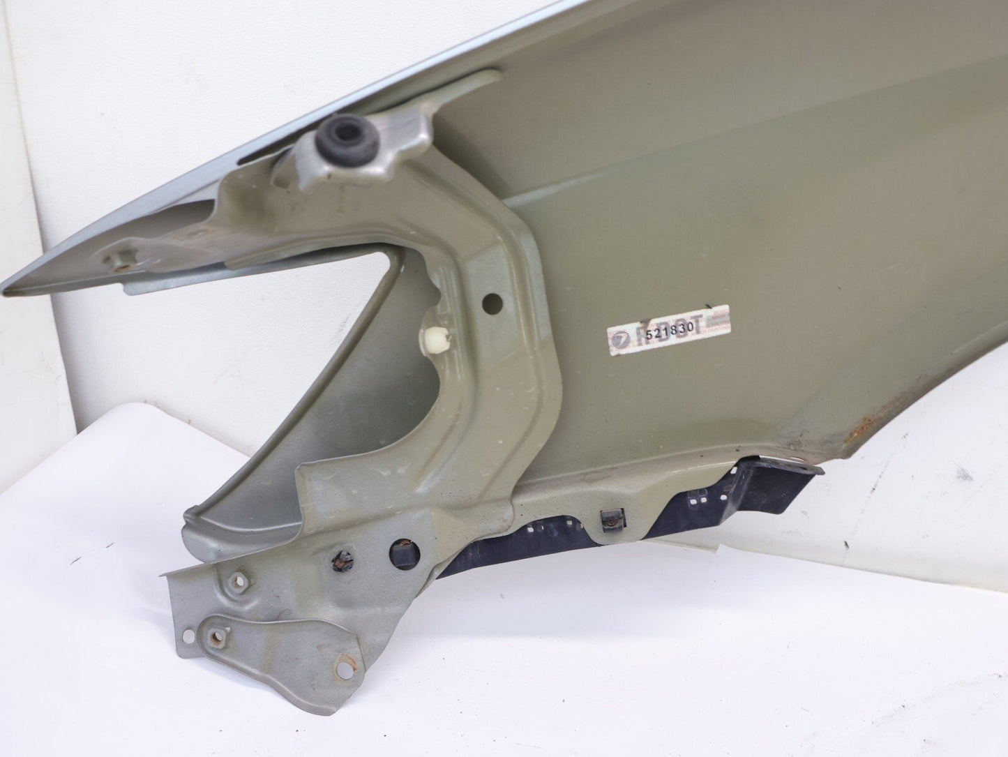 2008-2009 Subaru Legacy GT Sedan Passenger Fender Right RH Side A7K 08-09 OEM