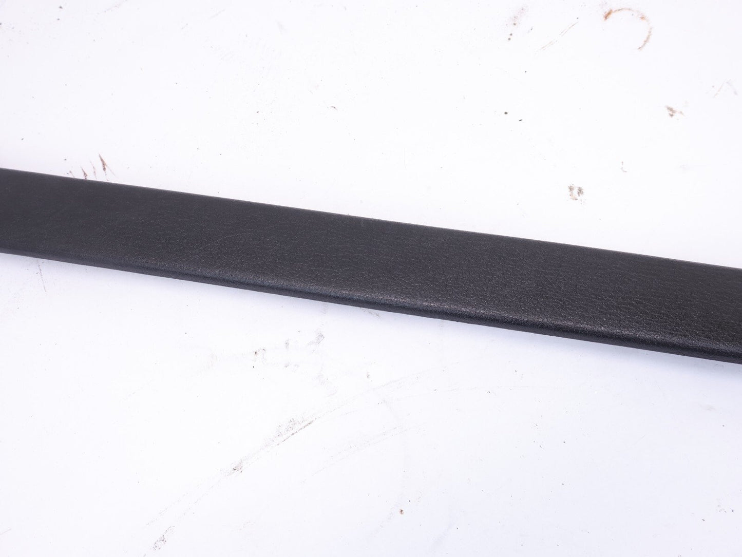 2005-2009 Subaru Legacy GT Passenger Front Door Sill Trim 94060AG11A RH OEM