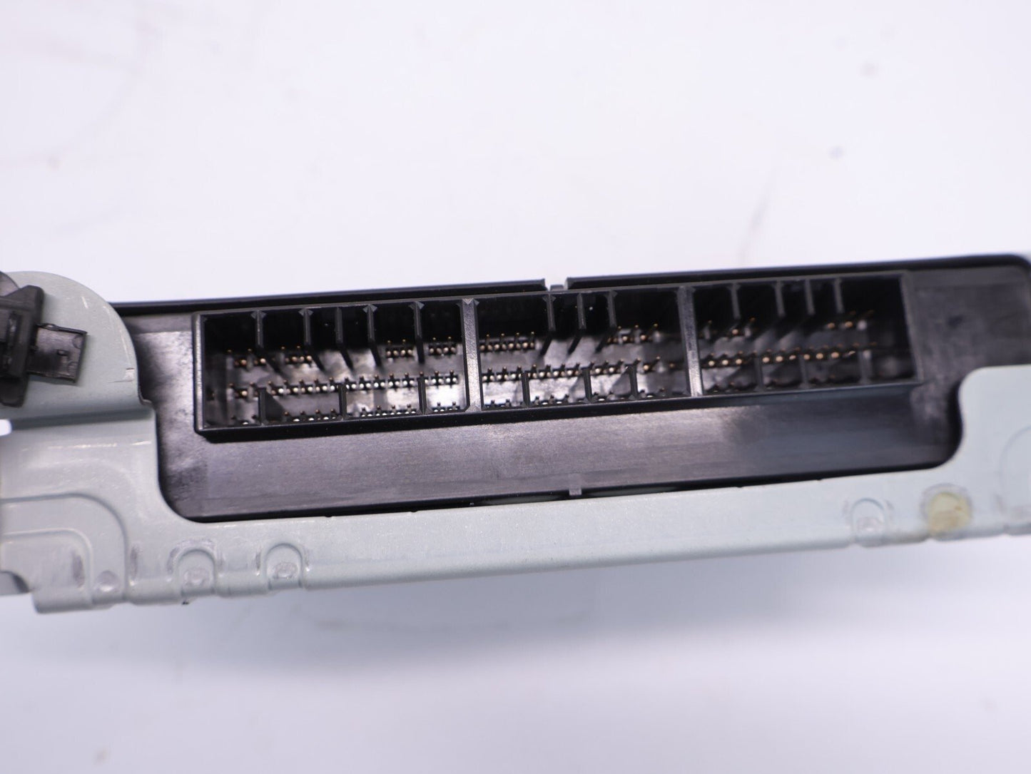 2008 Subaru Legacy GT Body Control Module BCM Computer 88281AG72A Integrated