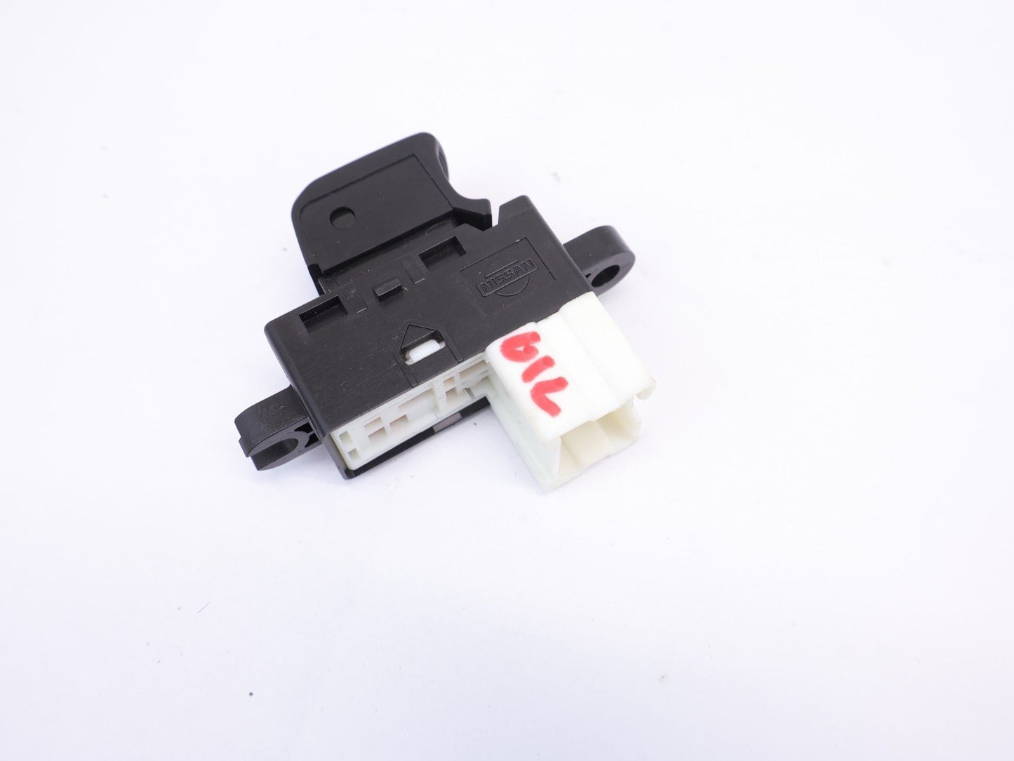 2009-2013 Subaru Forester Window Switch 83071FG110 RH Power OEM 09-13