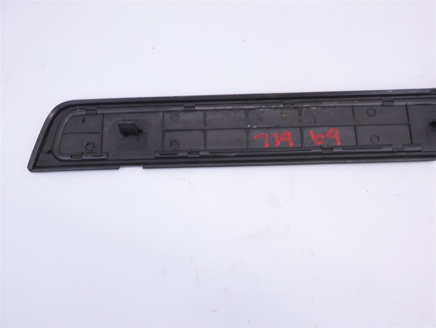 2009-2013 Subaru Forester Front Door Sill Trim Scuff RH Right Passenger OEM