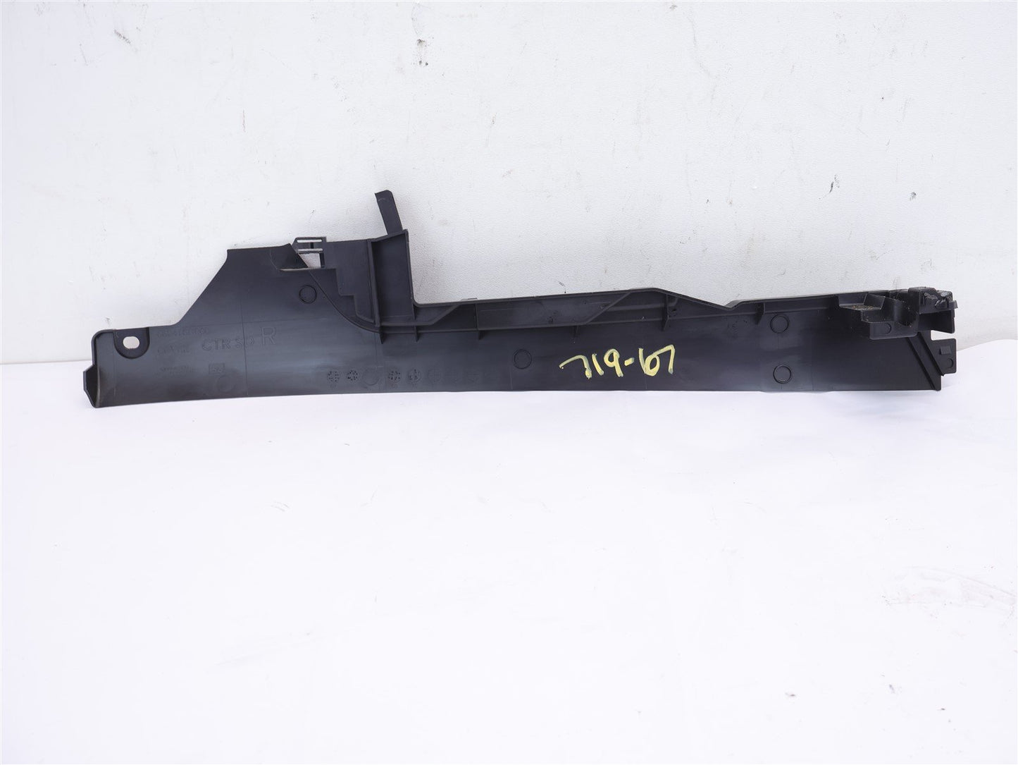2009-2013 Subaru Forester Passenger Center Console Side Cover Trim RH 66241SC000