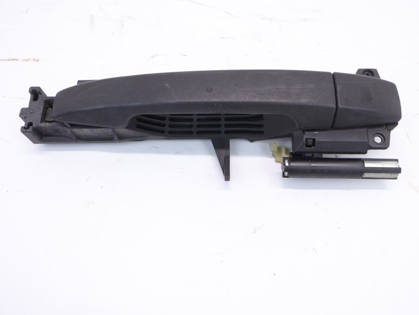 2009-2013 Subaru Forester Passenger Front Door Handle Exterior Black RH OEM