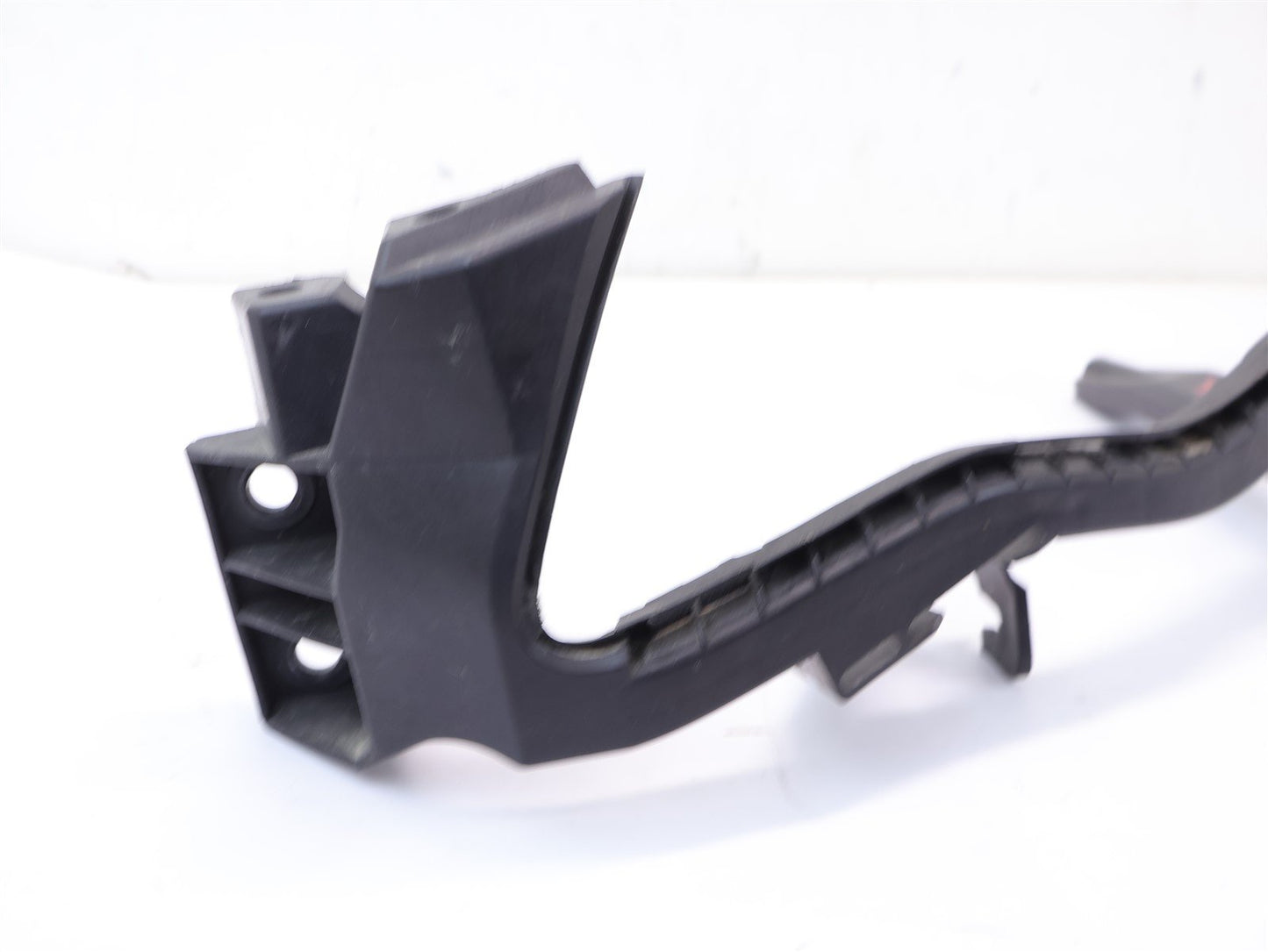 2013 2014 2015 Subaru XV Crosstrek Driver Headlight Bracket LH Left OEM 13-15