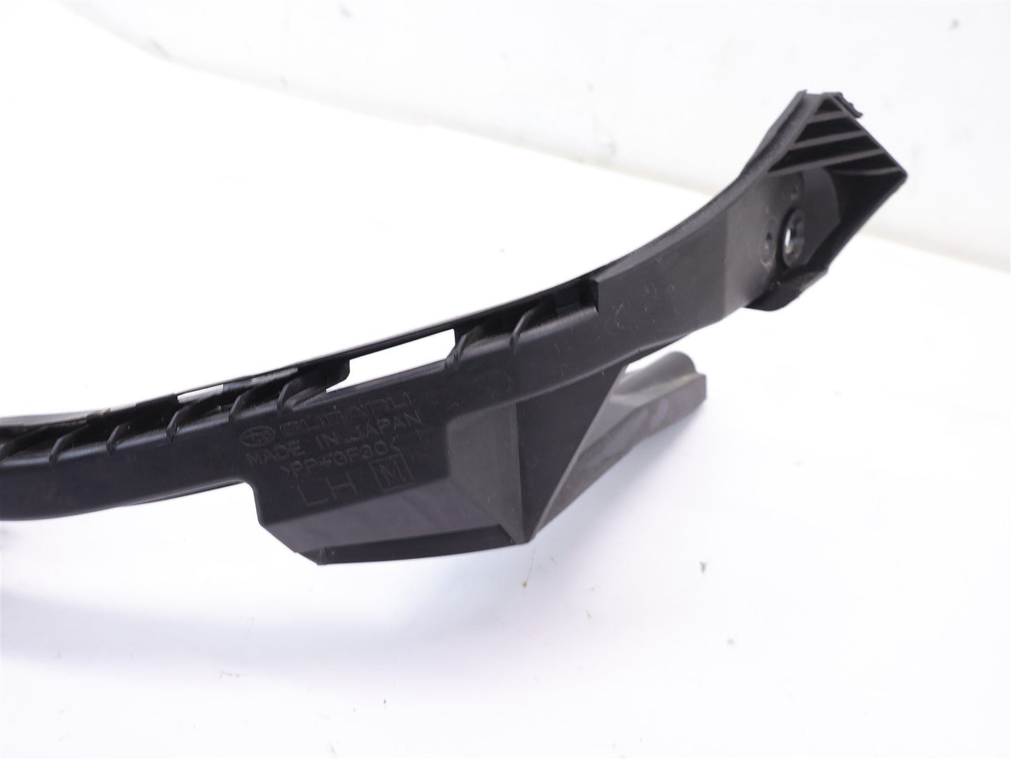 2013 2014 2015 Subaru XV Crosstrek Driver Headlight Bracket LH Left OEM 13-15