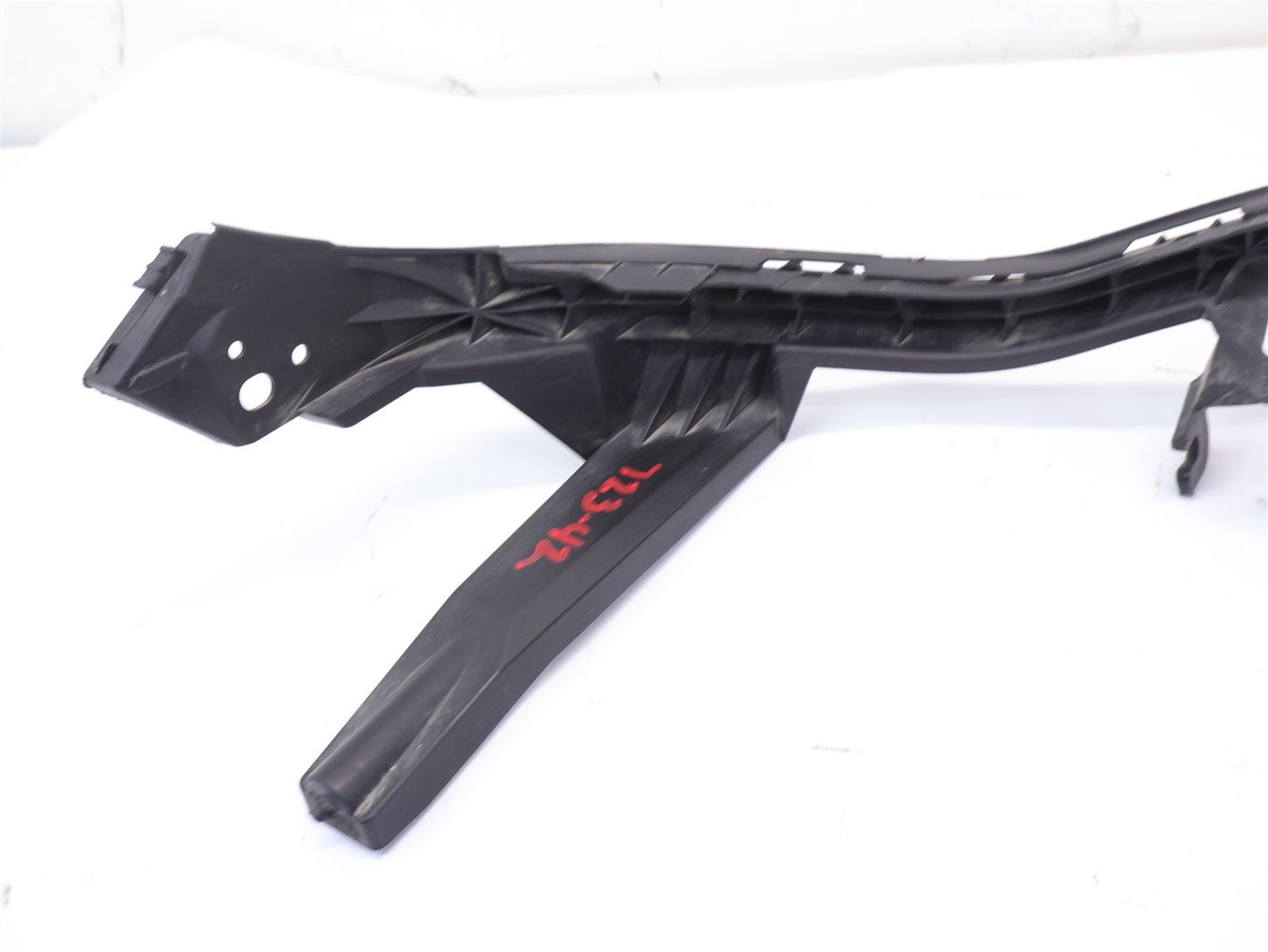 2013 2014 2015 Subaru XV Crosstrek Driver Headlight Bracket LH Left OEM 13-15
