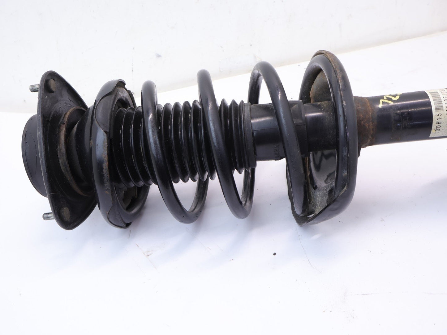 2013-2017 Subaru Crosstrek Front Strut Spring Passenger RH 20310FJ081 OEM 13-17