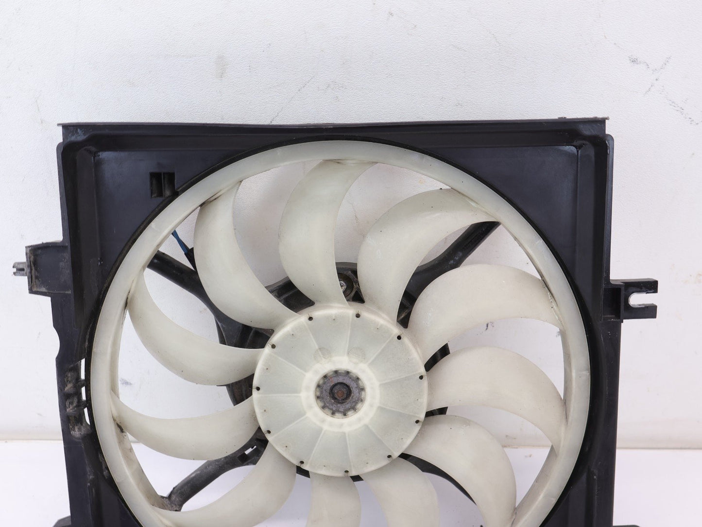 2013-2017 Subaru Crosstrek Radiator Cooling Fan Assembly 11 Blade Condenser OEM