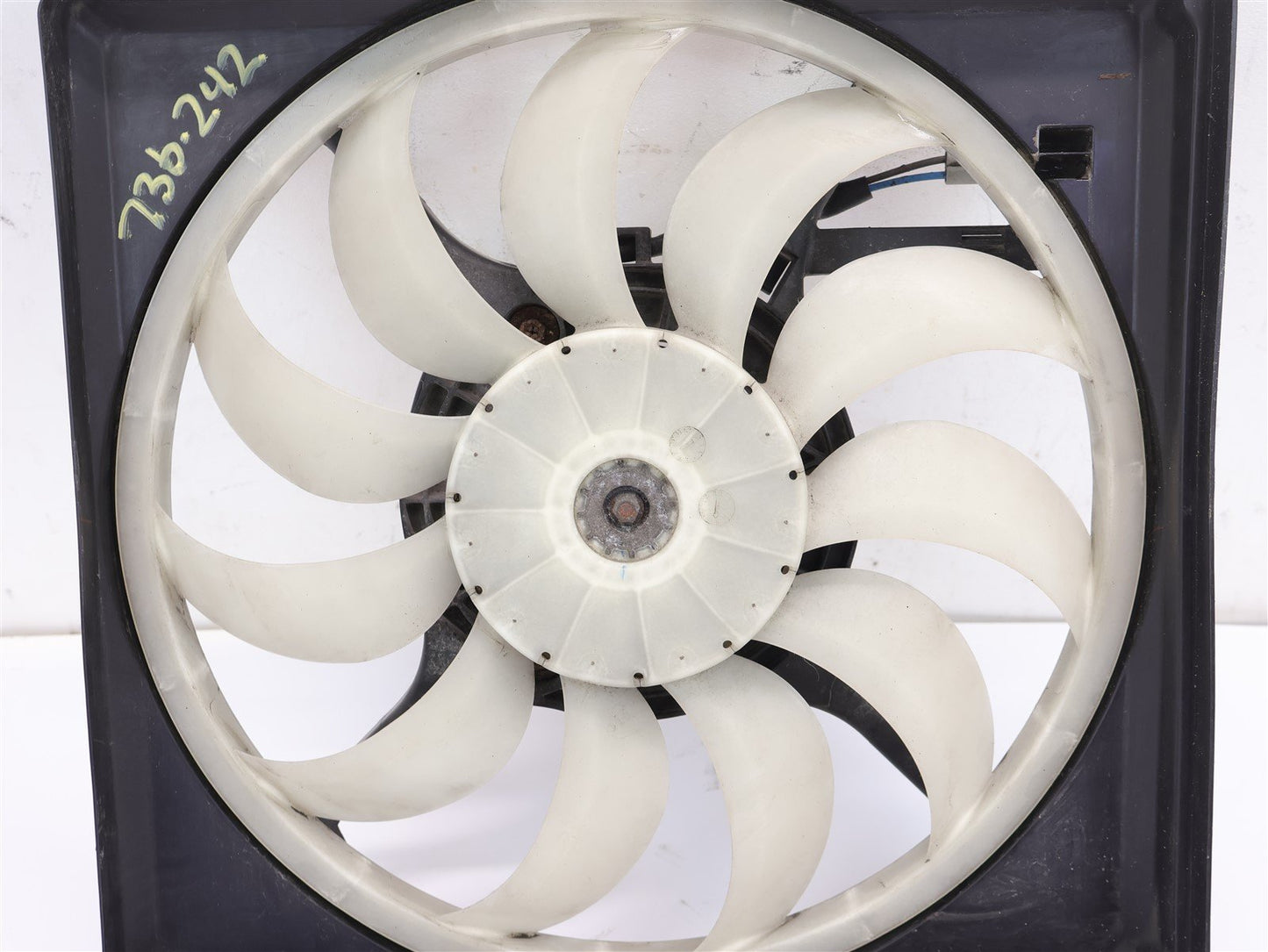 2013-2017 Subaru Crosstrek Radiator Cooling Fan Assembly 11 Blade Condenser OEM