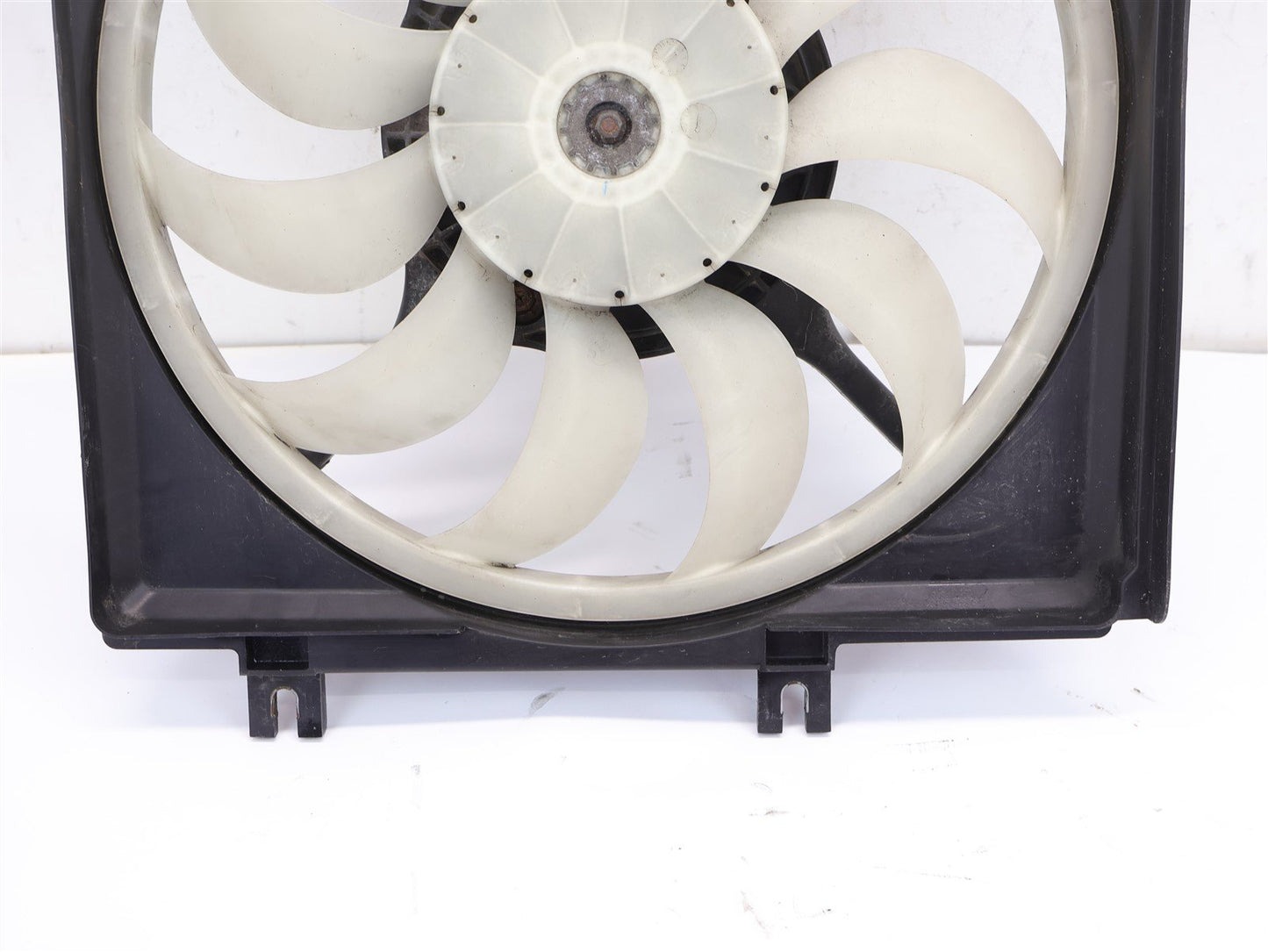 2013-2017 Subaru Crosstrek Radiator Cooling Fan Assembly 11 Blade Condenser OEM