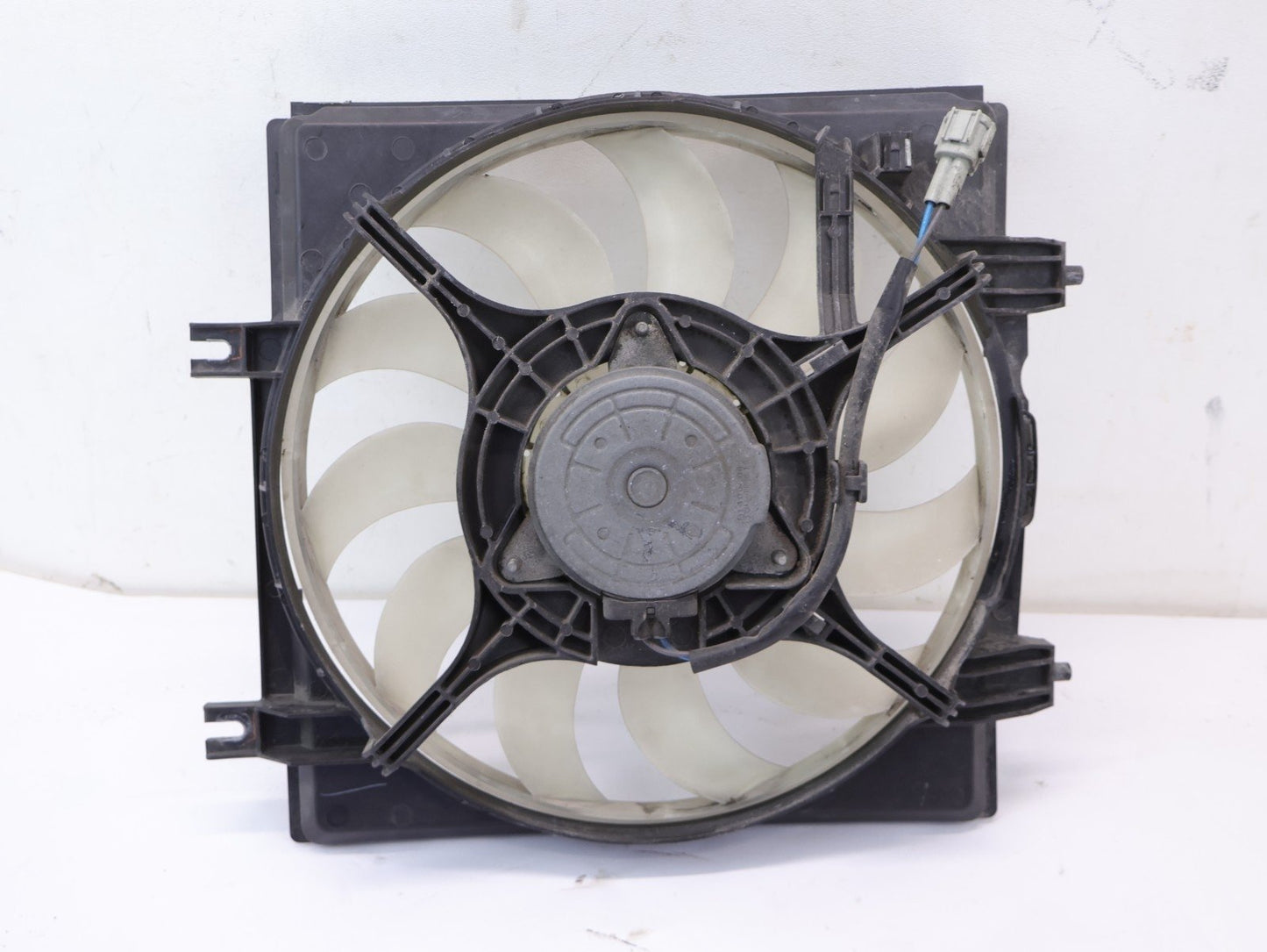 2013-2017 Subaru Crosstrek Radiator Cooling Fan Assembly 11 Blade Condenser OEM