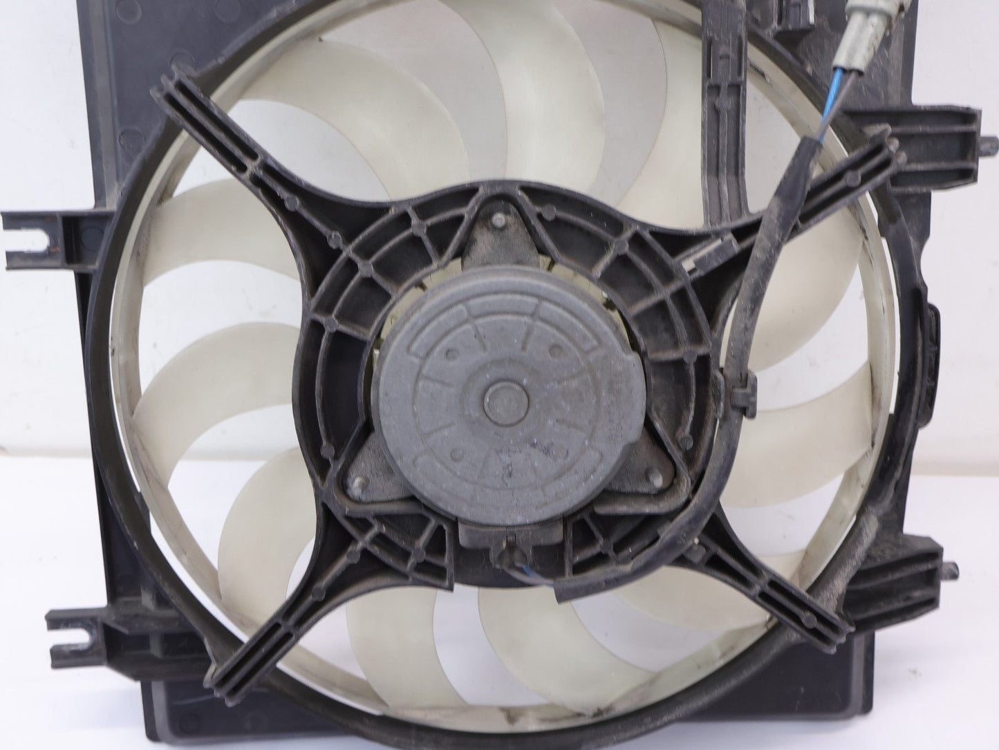 2013-2017 Subaru Crosstrek Radiator Cooling Fan Assembly 11 Blade Condenser OEM