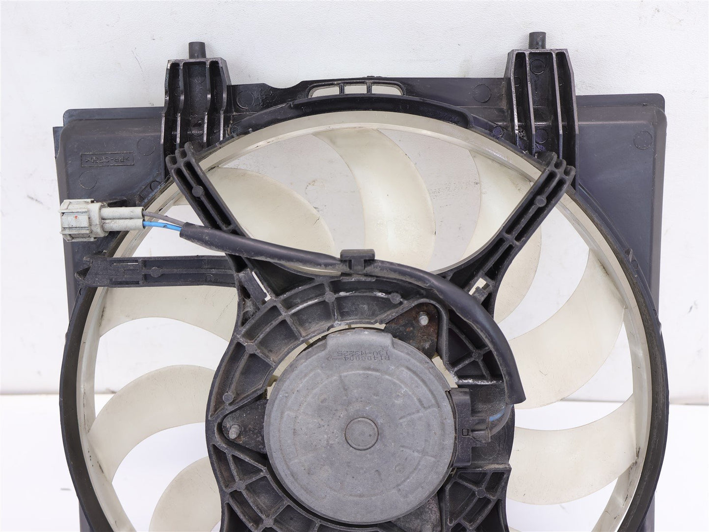 2013-2017 Subaru Crosstrek Radiator Cooling Fan Assembly 11 Blade Condenser OEM