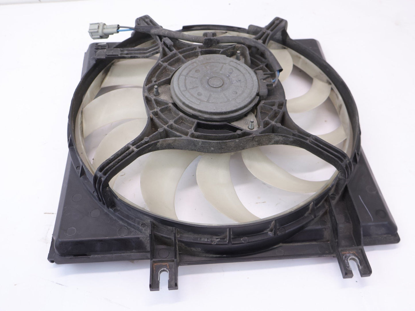 2013-2017 Subaru Crosstrek Radiator Cooling Fan Assembly 11 Blade Condenser OEM