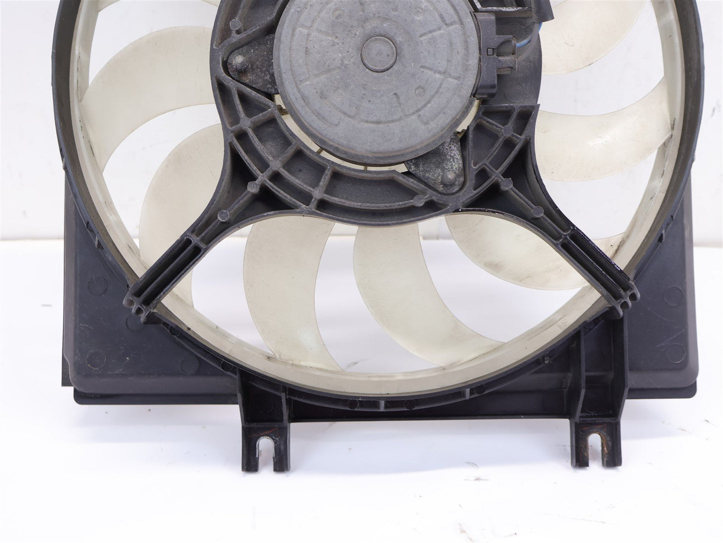 2013-2017 Subaru Crosstrek Radiator Cooling Fan Assembly 11 Blade Condenser OEM