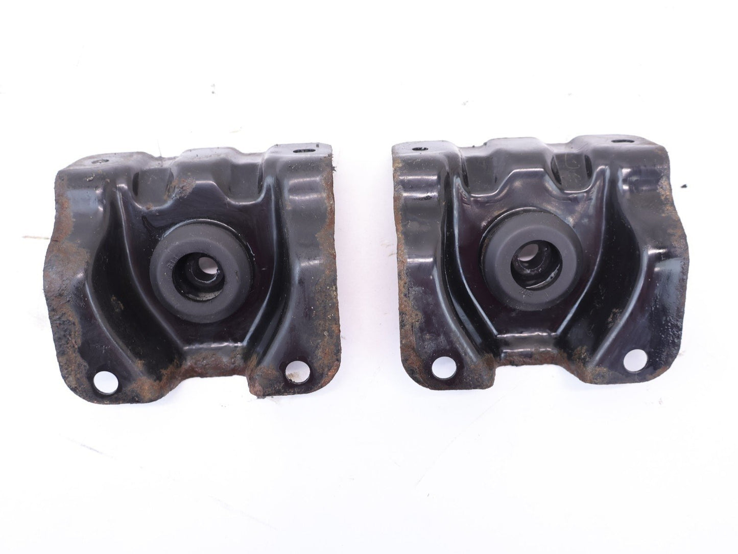 2013-2017 Subaru XV Crosstrek Radiator Mount Bracket Lower Set Pair OEM
