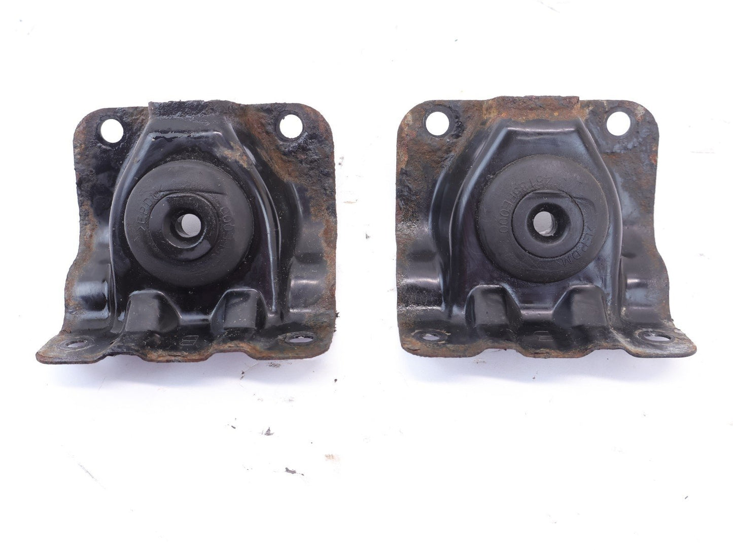 2013-2017 Subaru XV Crosstrek Radiator Mount Bracket Lower Set Pair OEM