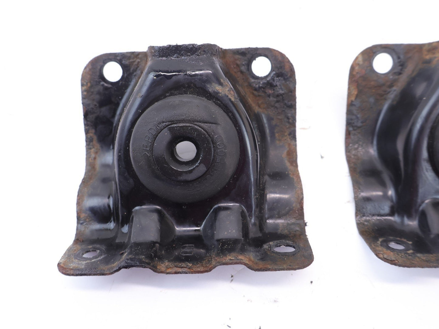 2013-2017 Subaru XV Crosstrek Radiator Mount Bracket Lower Set Pair OEM
