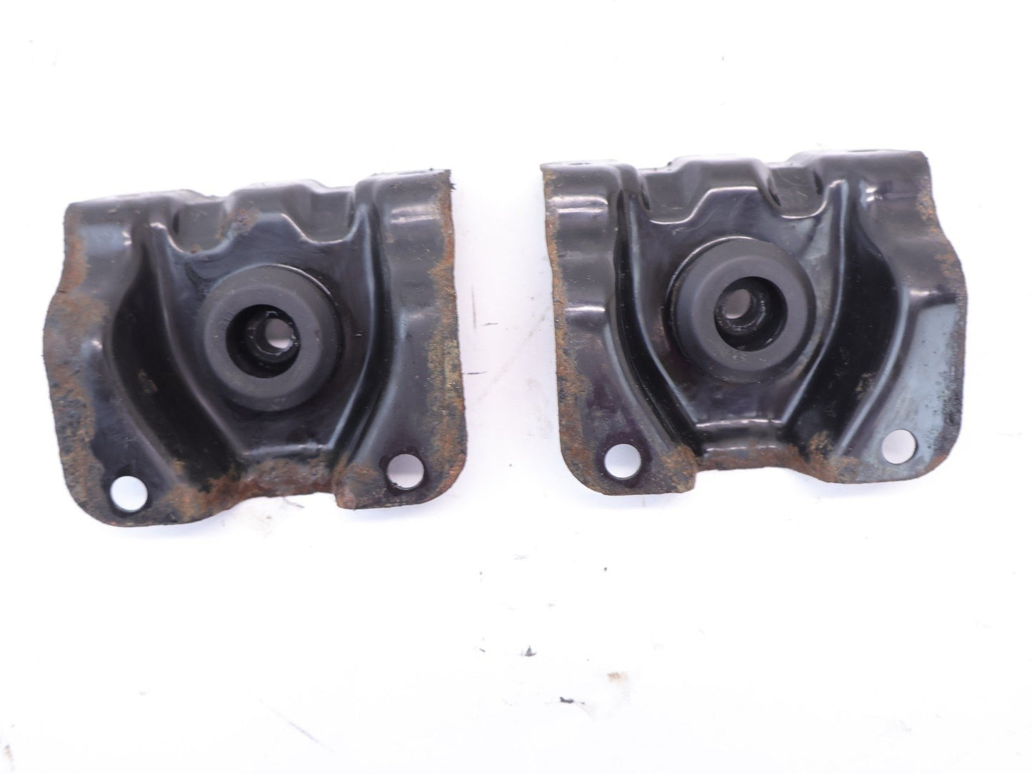 2013-2017 Subaru XV Crosstrek Radiator Mount Bracket Lower Set Pair OEM