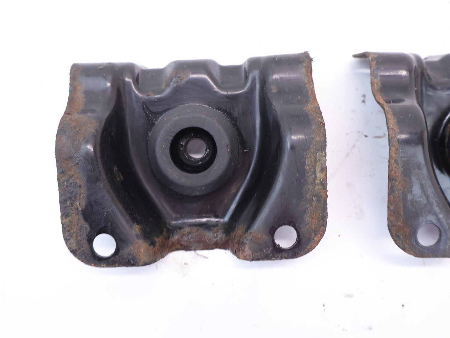 2013-2017 Subaru XV Crosstrek Radiator Mount Bracket Lower Set Pair OEM