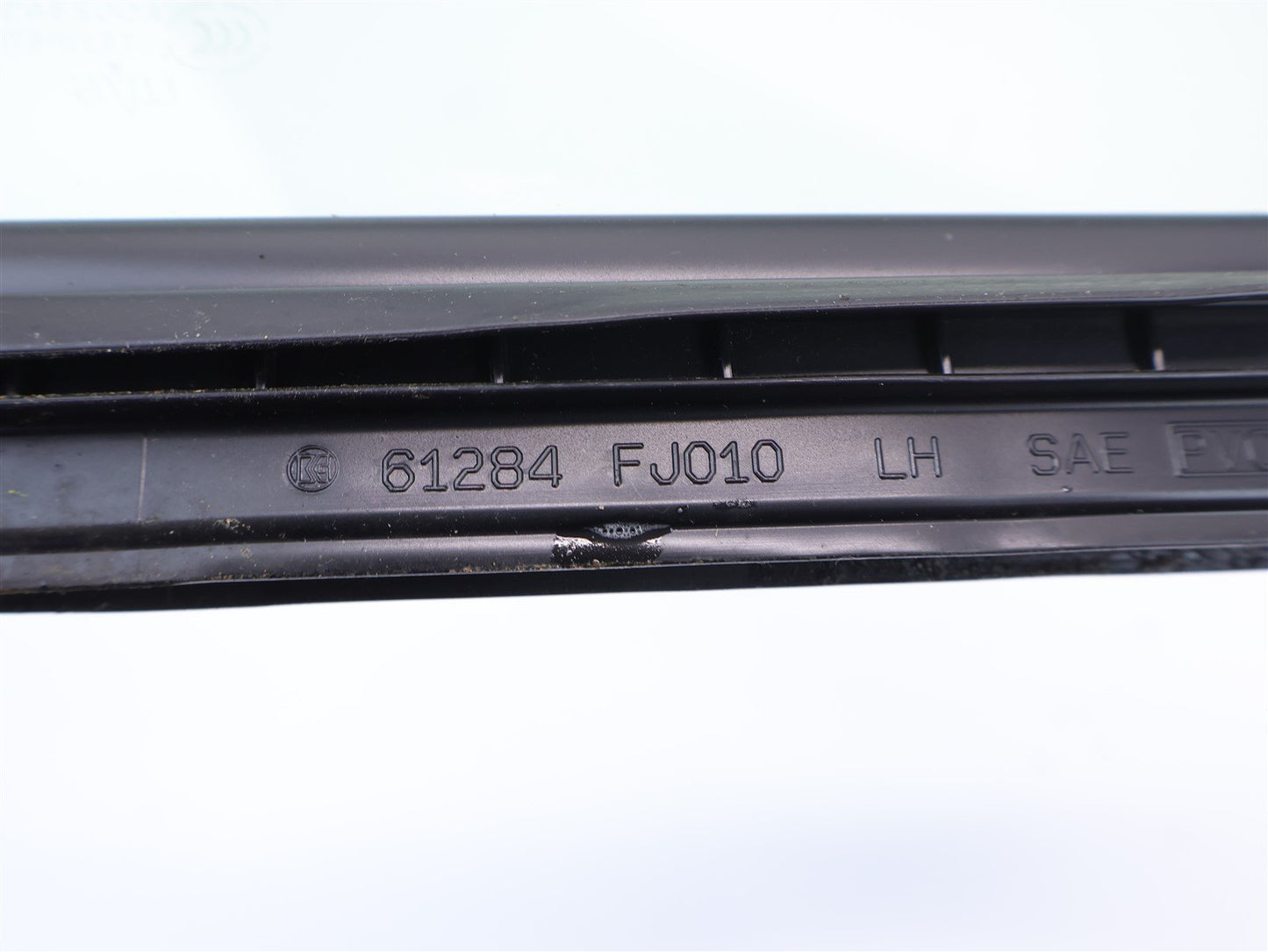 2013-2017 Subaru XV Crosstrek Left Front Door Vent Corner Glass Driver LH OEM
