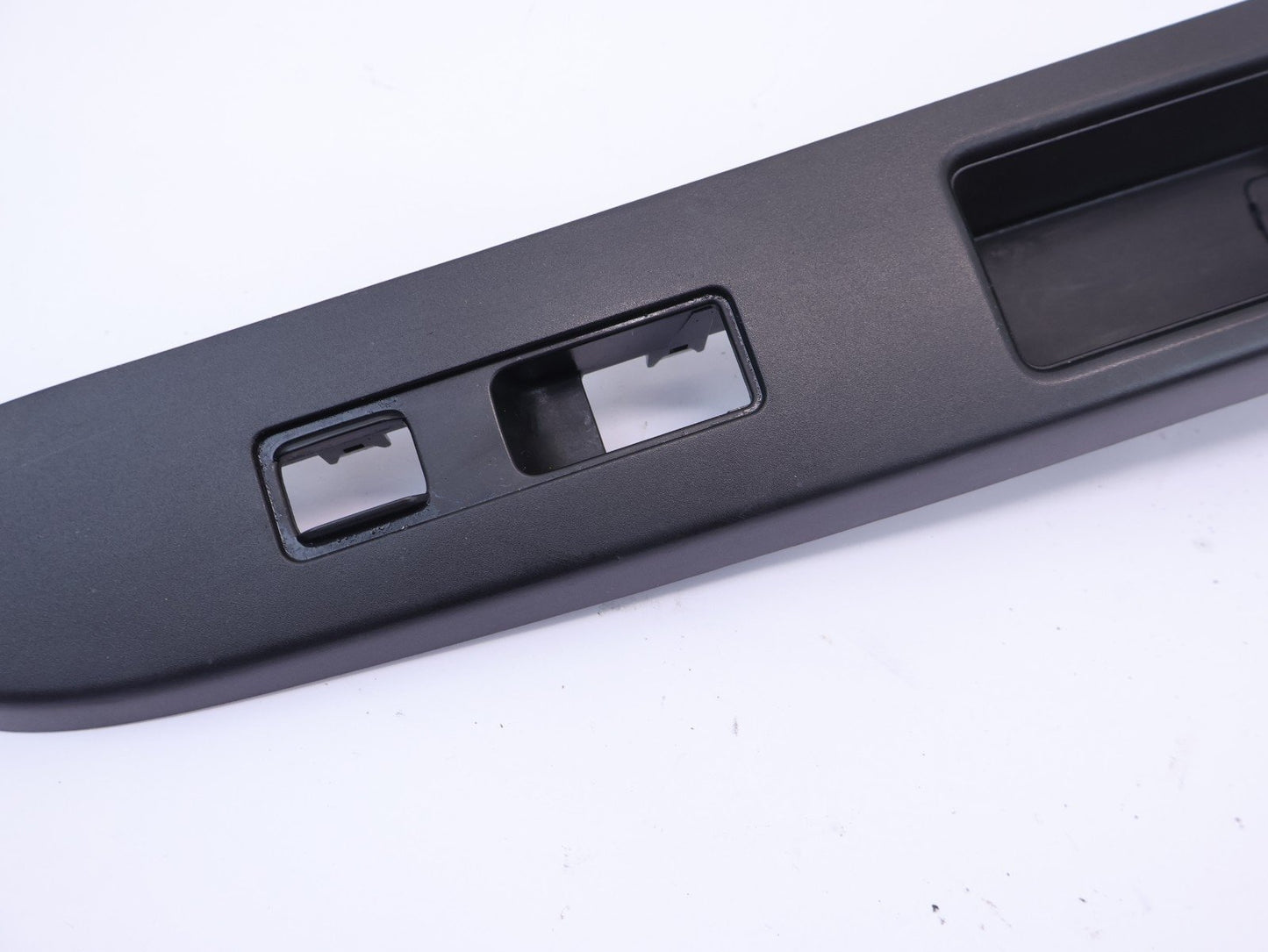 2013-2014 Subaru Crosstrek Passenger Front Window Switch Trim Door 94263FJ020 RH