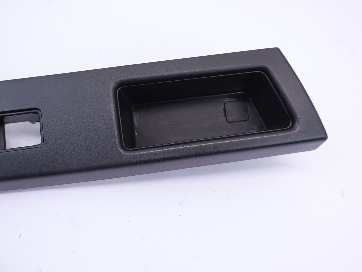 2013-2014 Subaru Crosstrek Passenger Front Window Switch Trim Door 94263FJ020 RH