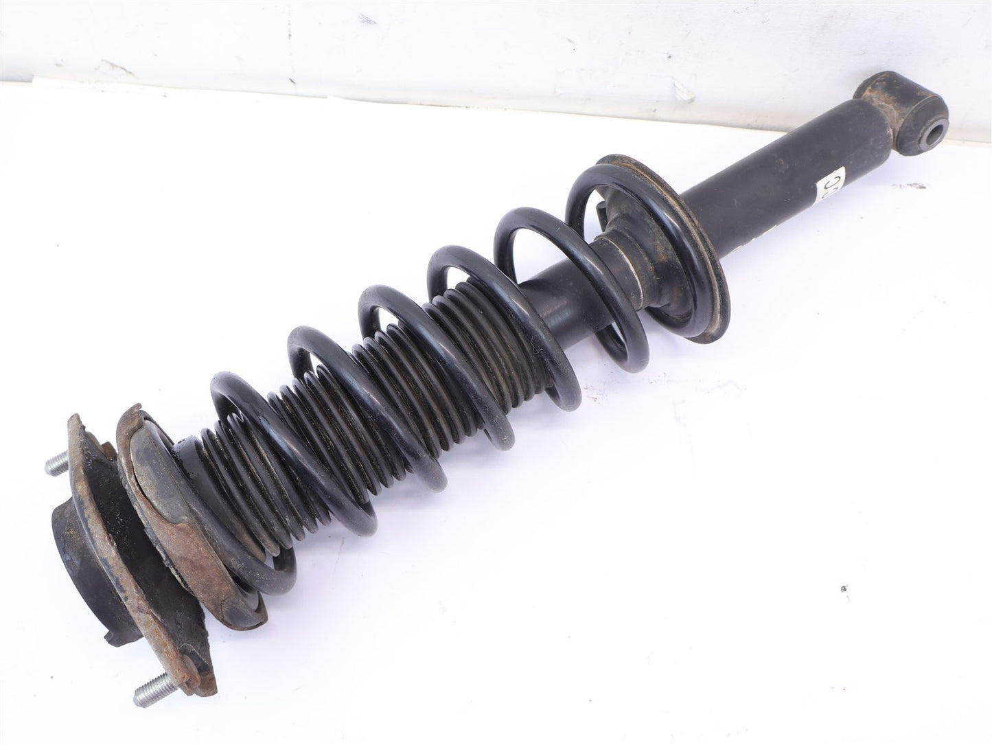 2013 Subaru XV Crosstrek Rear Strut Shock Passenger RH 20365FJ030 OEM 13-2017
