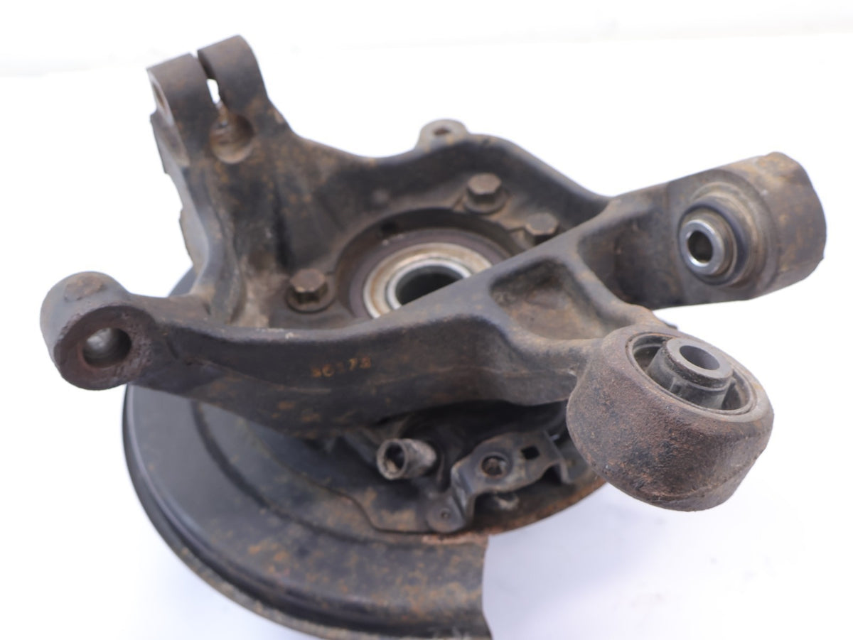 2013-2014 Subaru XV Crosstrek Passenger Rear Spindle Knuckle Wheel Hub RH OEM