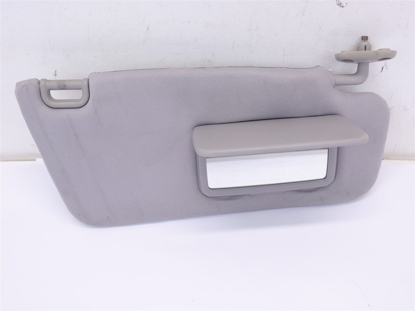 05-07 Subaru Impreza WRX STI Passenger Sun Visor Shade Sunvisor RH 2005-2007