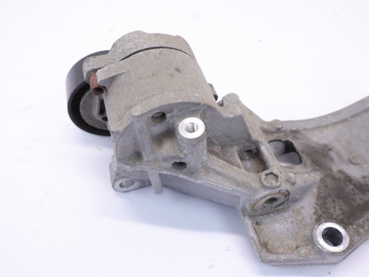 2014-2018 Subaru Forester Tensioner Pulley Bracket 2.5L Mount OEM