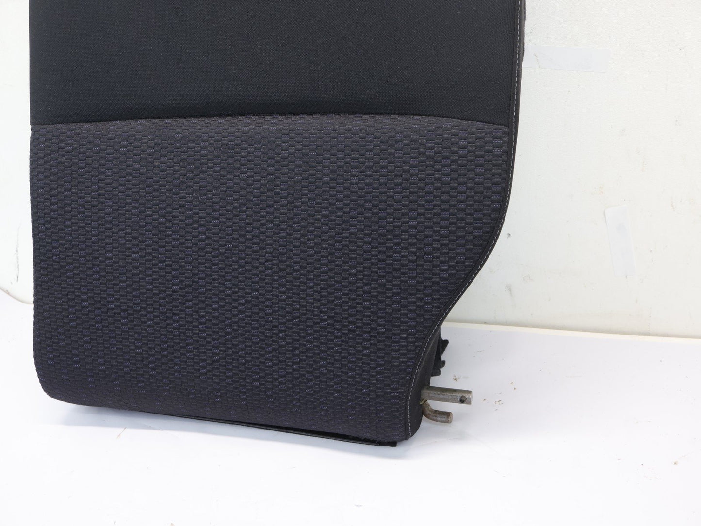 2016 Subaru Forester Rear Seat Cushion Upper LH Driver Side OEM Cloth 2014-2018