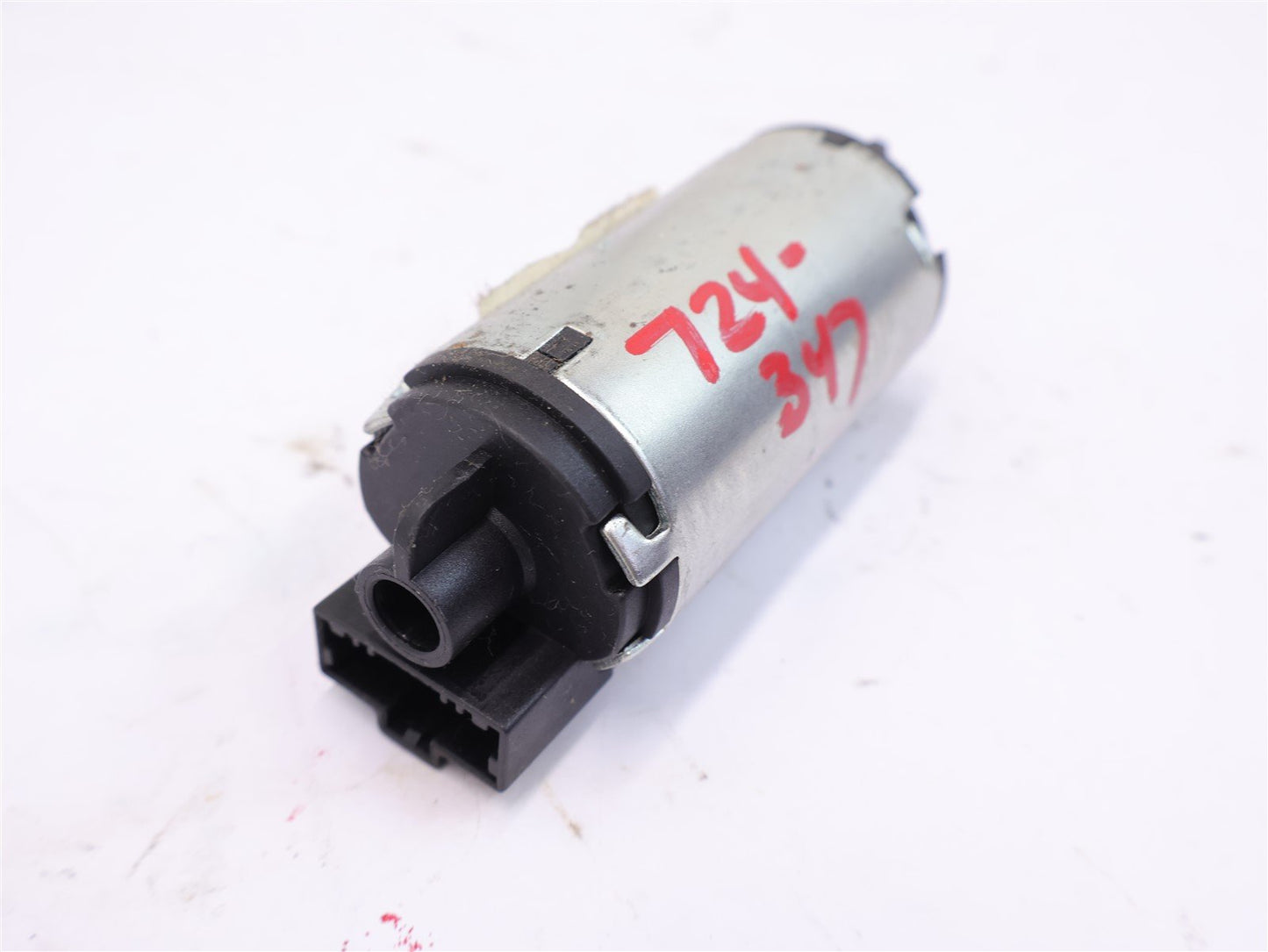 2016 Subaru Forester Driver Front Seat Motor Power LH Left OEM 2014-2018