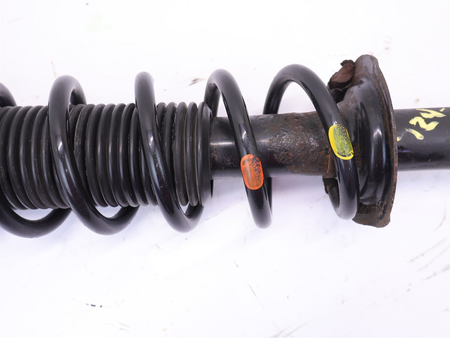 2016 Subaru Forester Rear Strut Shock LH Left 20365SG001 2014-16 OEM