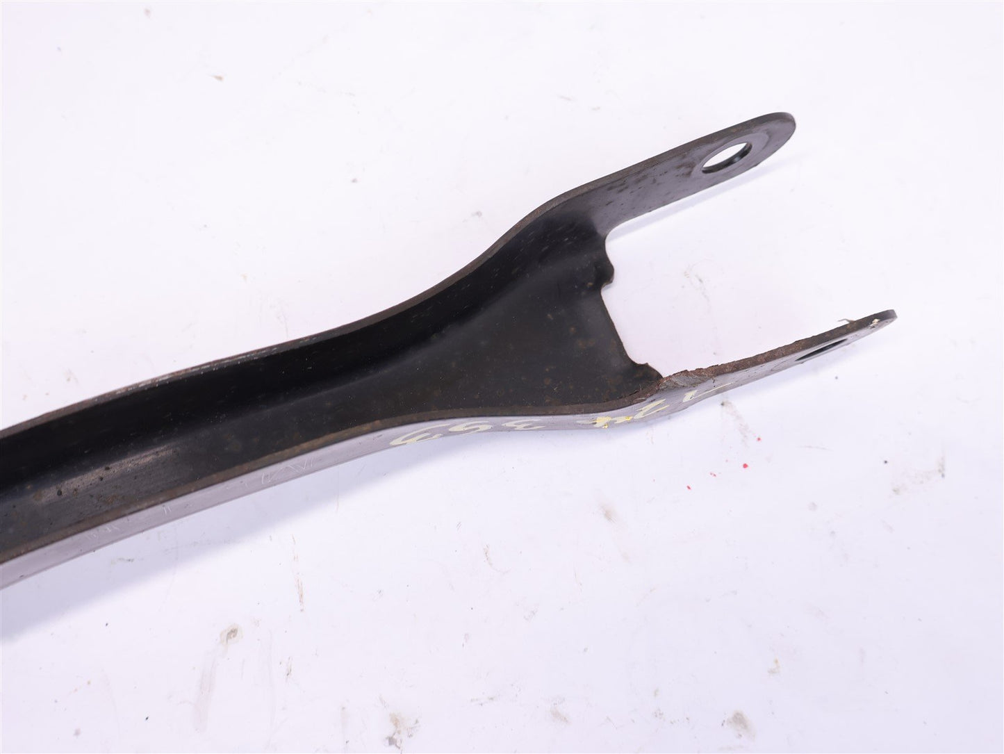 2016 Subaru Forester Rear Trailing Arm 20250FJ001 Left or Right OEM 2014-2018