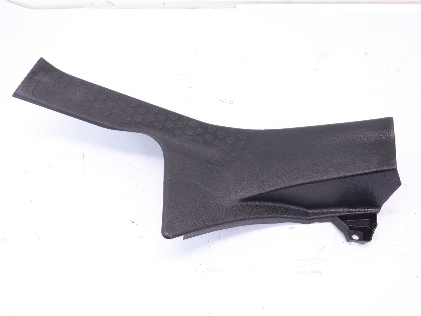 2016 Subaru Forester Passenger Rear Door Sill Trim Step 94061SG000 RH 2014-2018