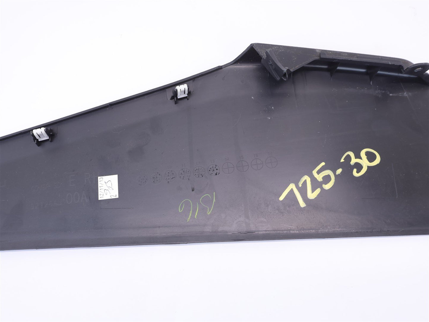 2010-2014 Subaru Outback Legacy Center Console Side Trim Passenger 92126AJ00A