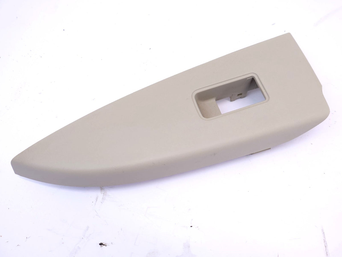 2012 Subaru Outback Passenger Rear Door Switch Trim Right 94263AJ14A 2010-2014