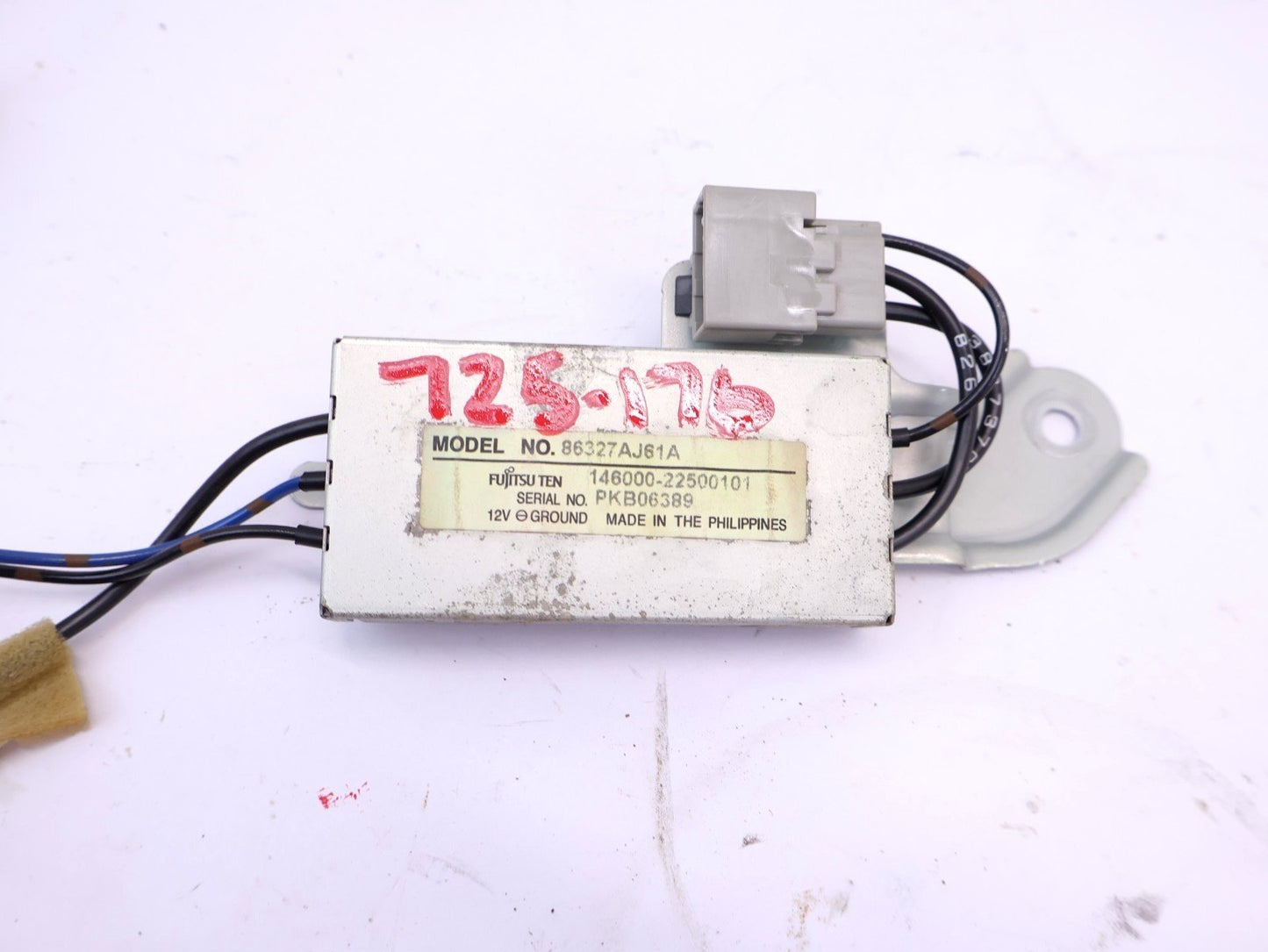 2010-2014 Subaru Outback Radio Antenna Amplifier 86327AJ61A Module Box OEM