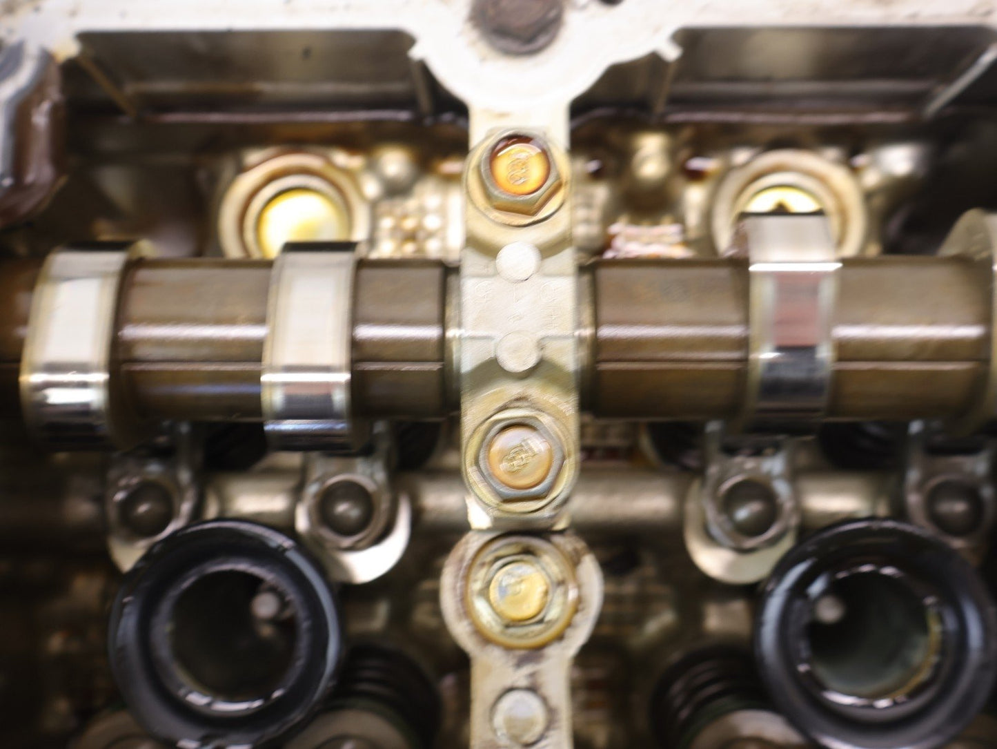 2013-14 Subaru Legacy Outback Right Cylinder Head 2.5L Engine RH Passenger OEM