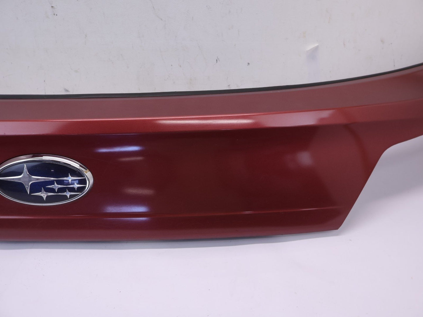 2012-14 Subaru Outback Rear Hatch Liftgate Garnish Trim Center Finish Panel H2Q