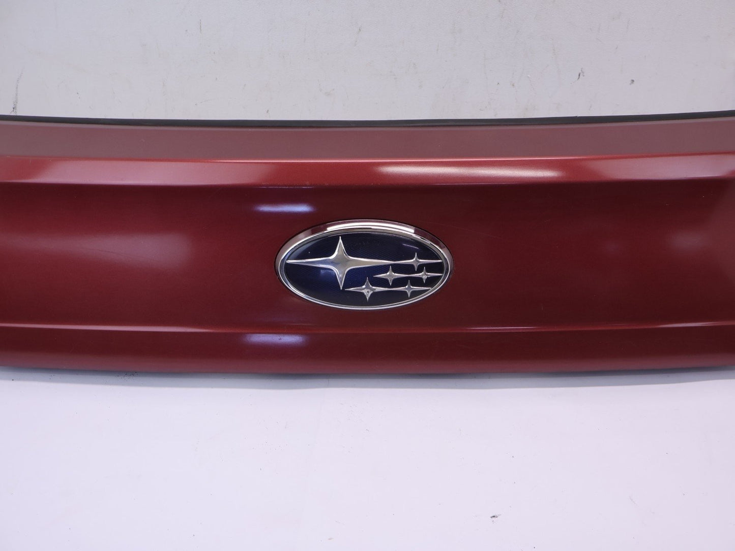 2012-14 Subaru Outback Rear Hatch Liftgate Garnish Trim Center Finish Panel H2Q
